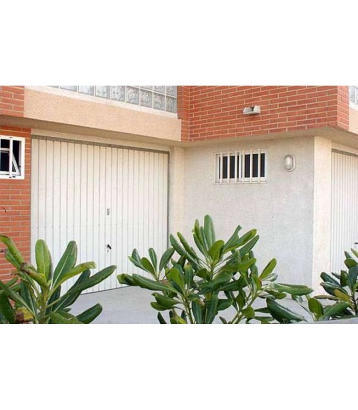 Porte de garage basculante débordante mesures standardisées  (2400 mm x 2000mm)